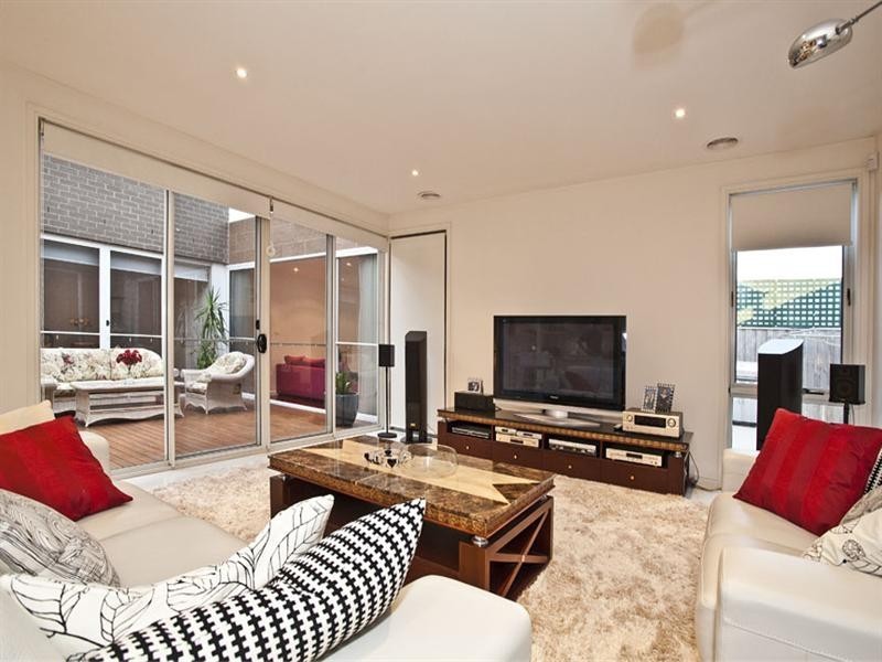 29 Exhibition Drive, Mulgrave VIC 3170