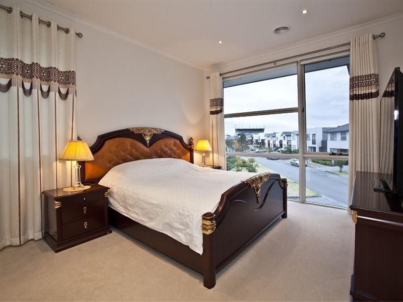 29 Exhibition Drive, Mulgrave VIC 3170