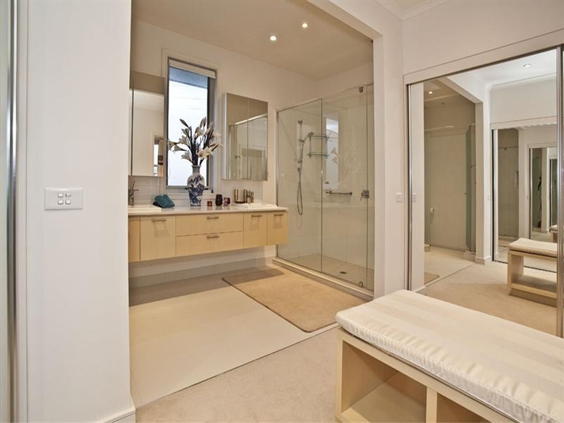 29 Exhibition Drive, Mulgrave VIC 3170