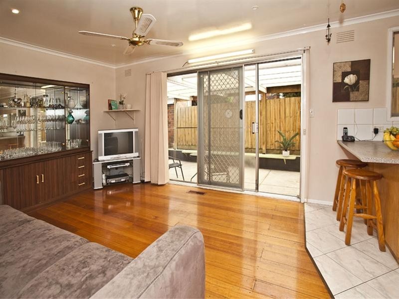 22 Chivers Avenue, Glen Waverley VIC 3150