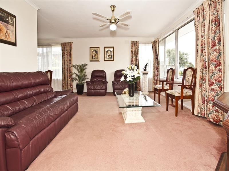 22 Chivers Avenue, Glen Waverley VIC 3150