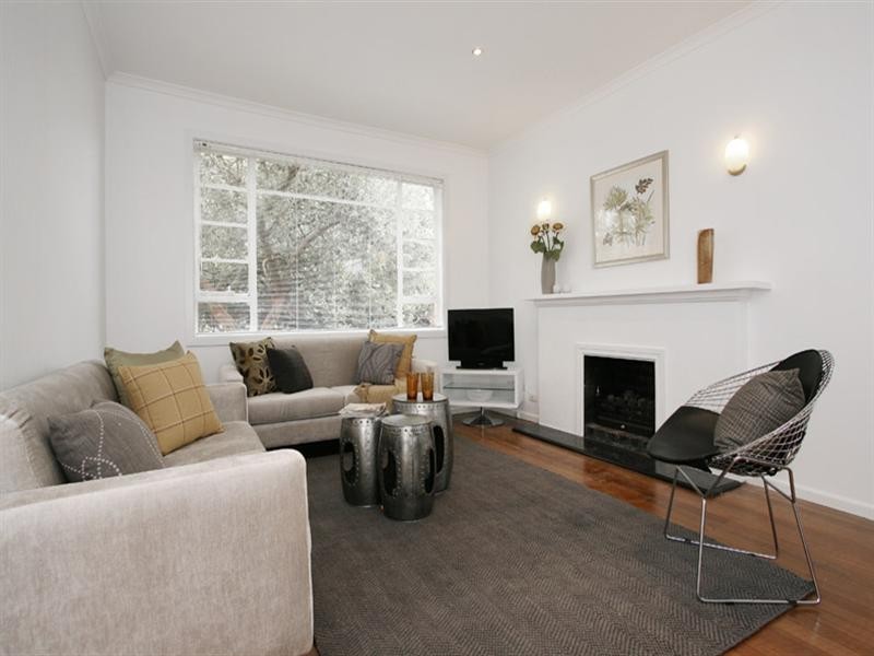 7 Highview Grove, Burwood East VIC 3151