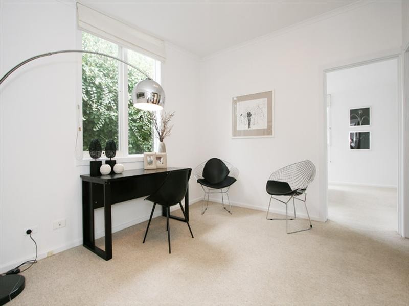 7 Highview Grove, Burwood East VIC 3151