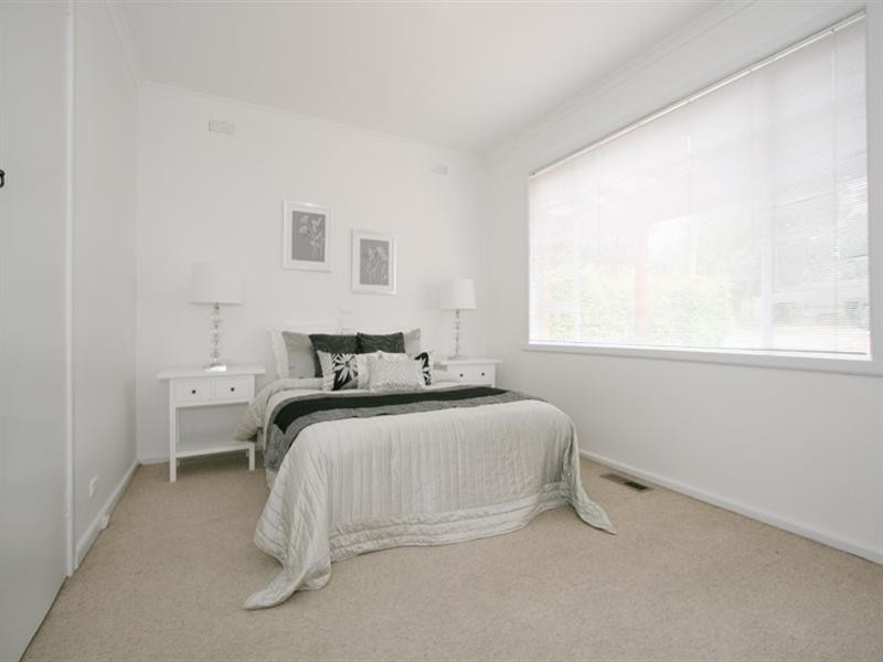 7 Highview Grove, Burwood East VIC 3151