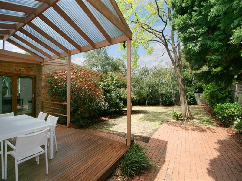 7 Highview Grove, Burwood East VIC 3151