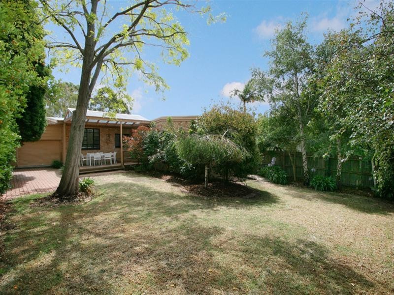 7 Highview Grove, Burwood East VIC 3151