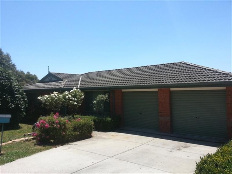 65 Jarryd Crescent, Berwick VIC 3806