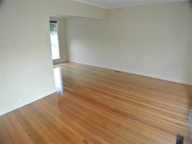 7 Eastleigh Drive, Glen Waverley VIC 3150