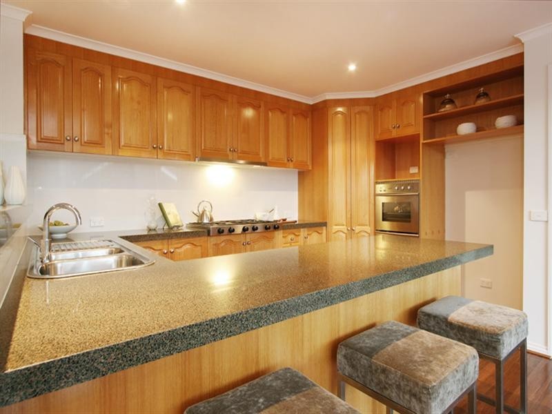 12 Subiaco Court, Glen Waverley VIC 3150