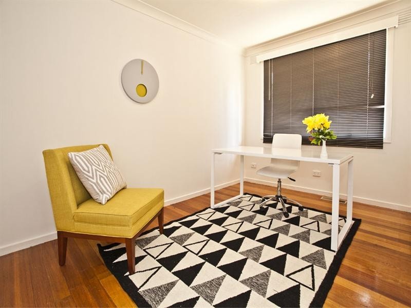 9 Lancelot Crescent, Glen Waverley VIC 3150