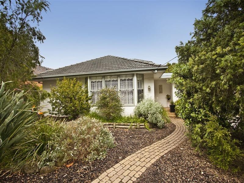 14 Rob Roy Street, Glen Waverley VIC 3150