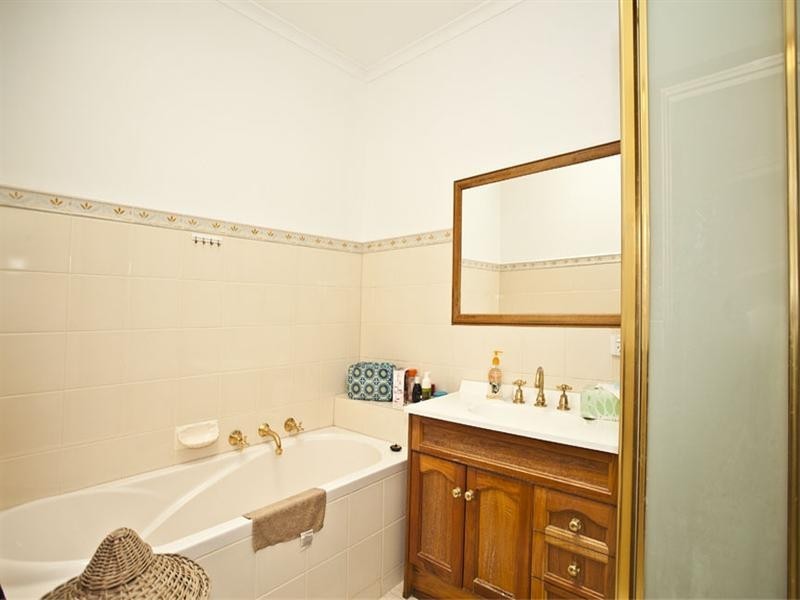 19 Buller Drive, Glen Waverley VIC 3150