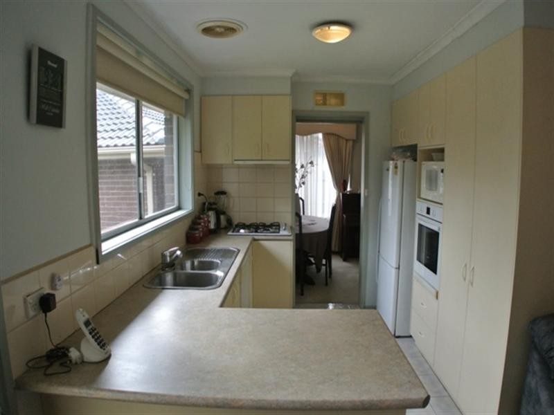 102 Capital Avenue, Glen Waverley VIC 3150