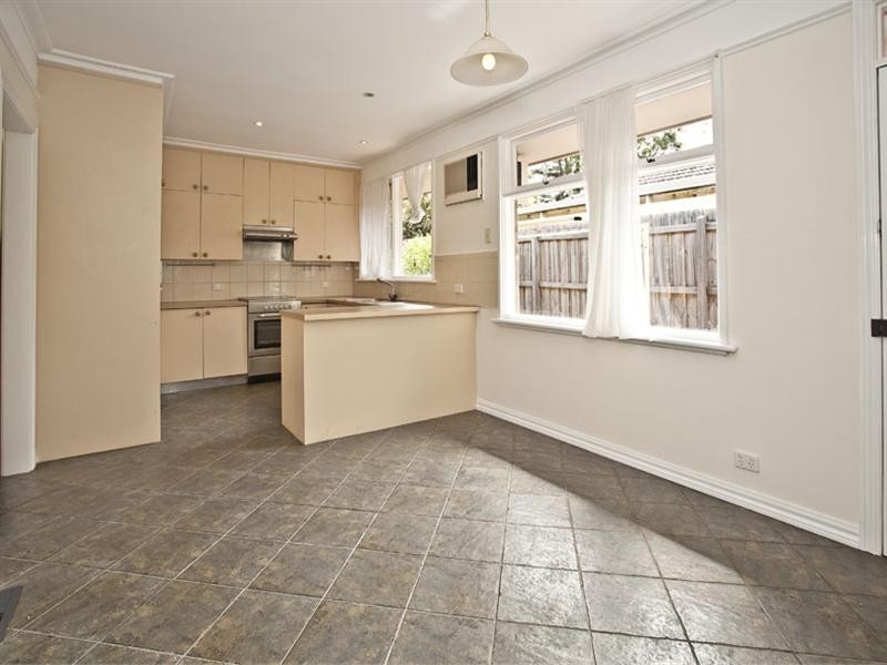 4 Sagan Court, Glen Waverley VIC 3150