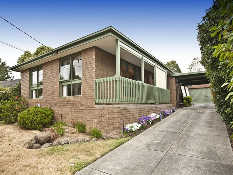 37 Ingleside Crescent, Glen Waverley VIC 3150
