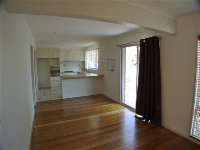 6 Myriong Avenue, Vermont South VIC 3133