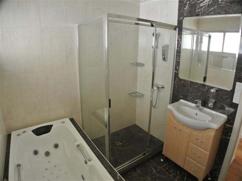 6 Myriong Avenue, Vermont South VIC 3133