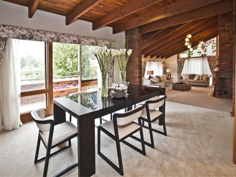 7 Dunbar Close, Wheelers Hill VIC 3150