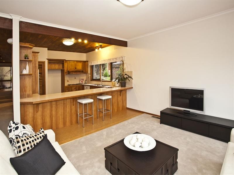 7 Dunbar Close, Wheelers Hill VIC 3150