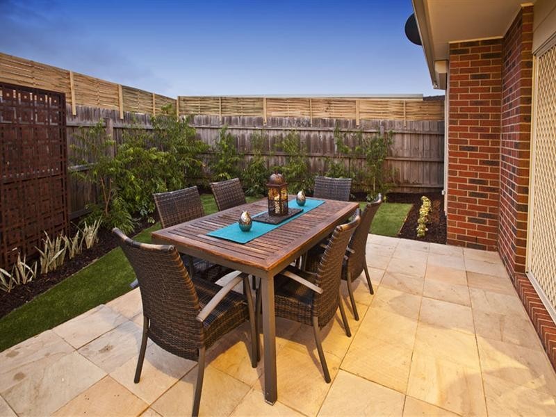 2/9 Jeanette Court, Mulgrave VIC 3170