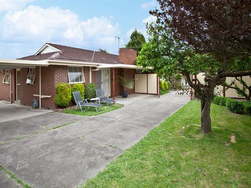 40 Darnley Grove, Wheelers Hill VIC 3150