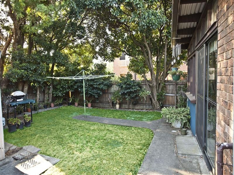 19 Knights Drive, Glen Waverley VIC 3150