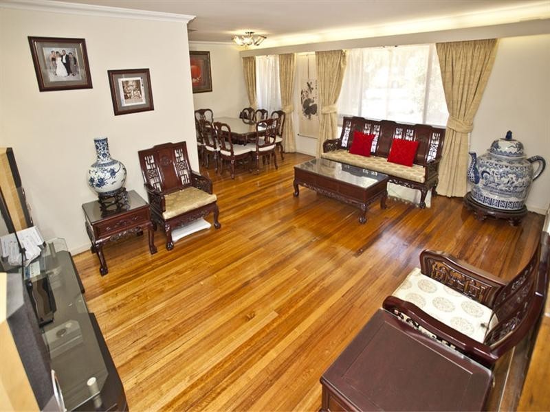 27 Charlotte Street, Glen Waverley VIC 3150