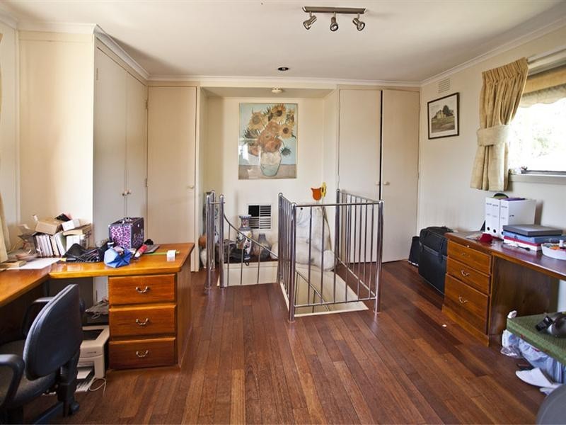 27 Charlotte Street, Glen Waverley VIC 3150