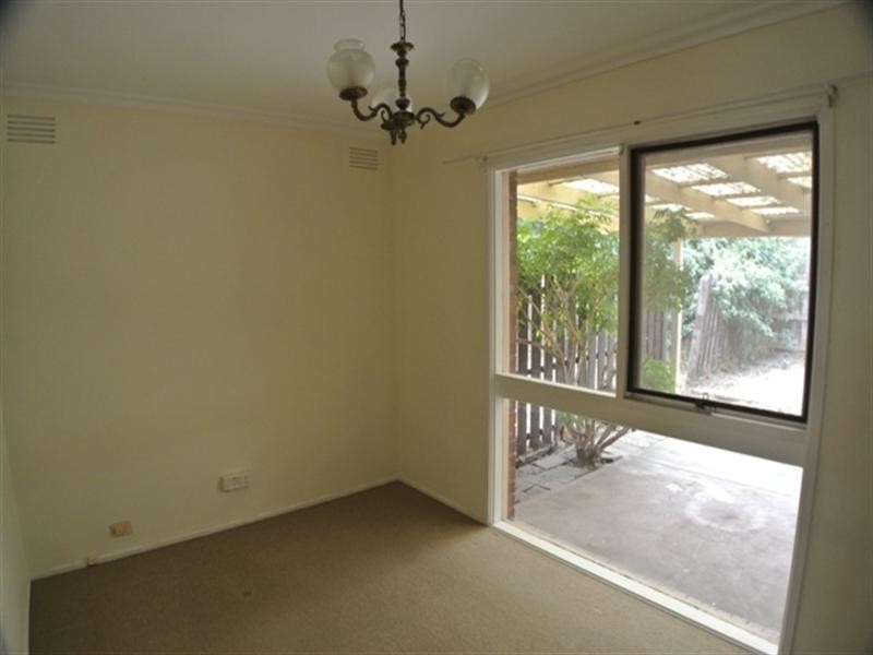 5 Brighton Street, Glen Waverley VIC 3150