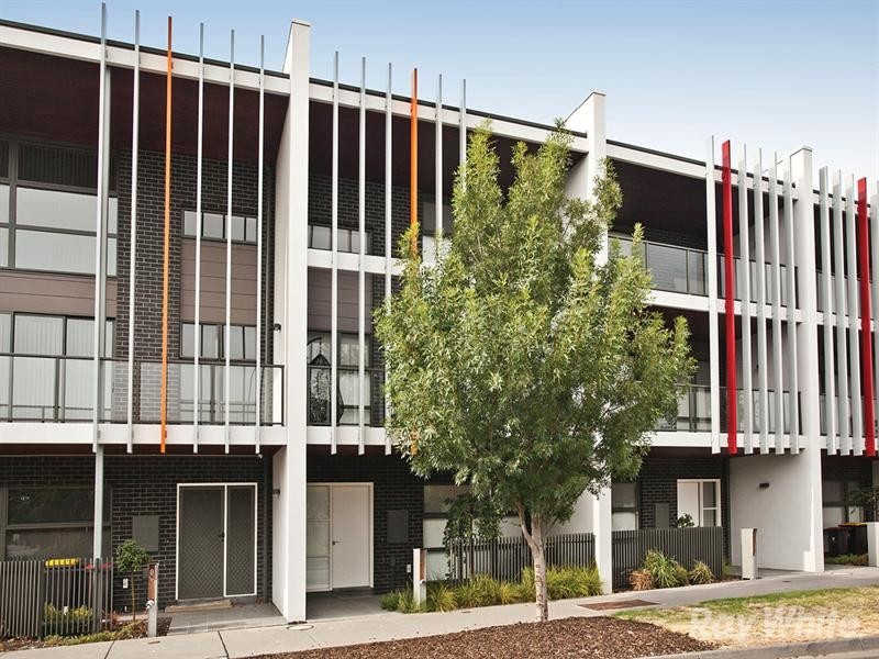 8B Stadium Circuit, Mulgrave VIC 3170