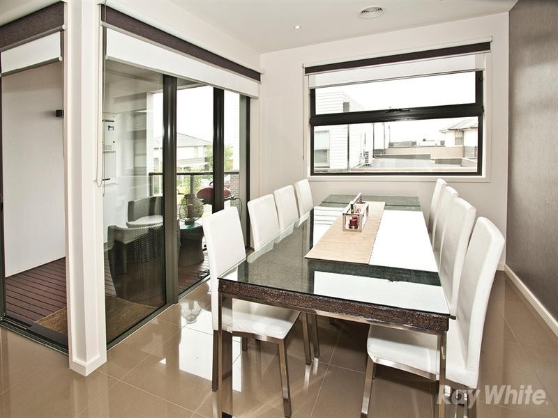 8B Stadium Circuit, Mulgrave VIC 3170