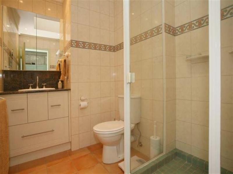 2 Delfin Court, Glen Waverley VIC 3150