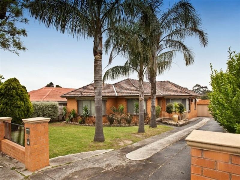 5 Cootamundra Drive, Wheelers Hill VIC 3150