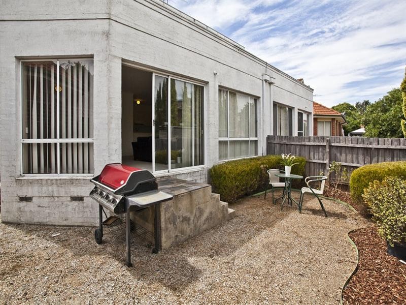 25 The Quadrangle, Glen Waverley VIC 3150