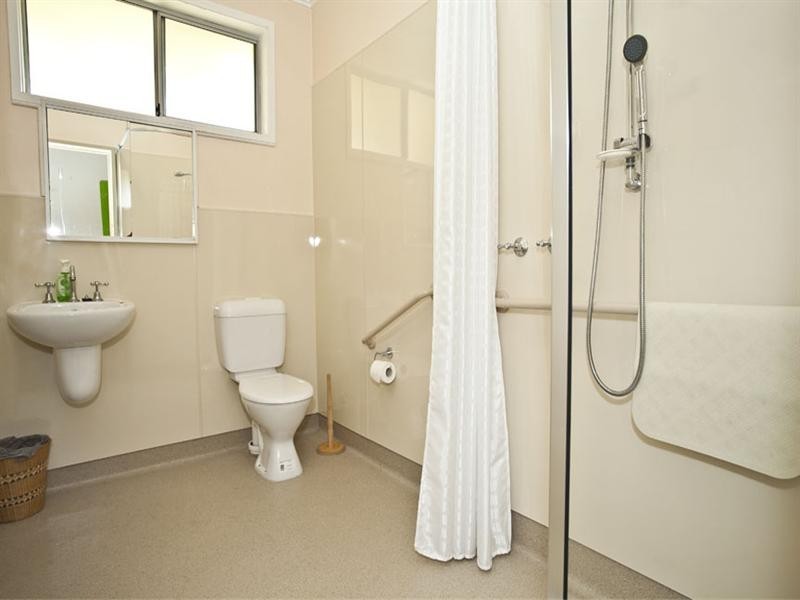 13 Fernhill Street, Glen Waverley VIC 3150