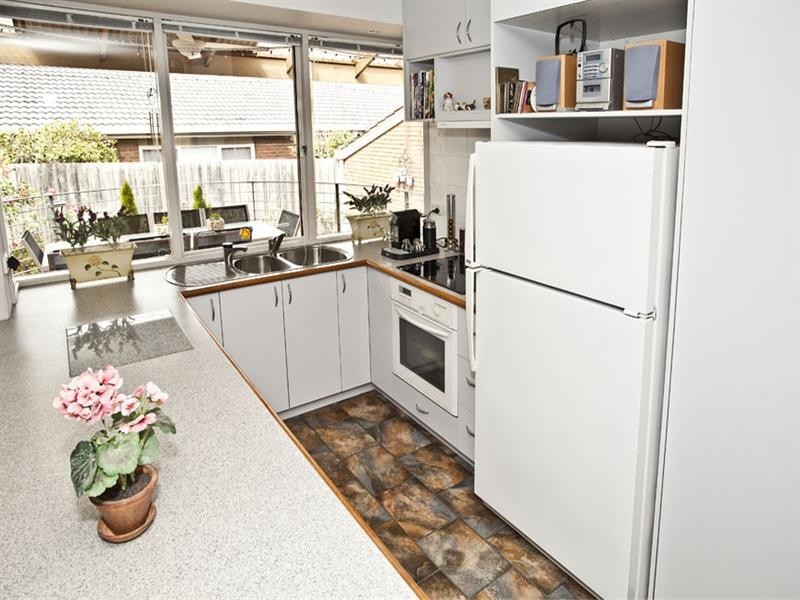 49 Atheldene Drive, Glen Waverley VIC 3150