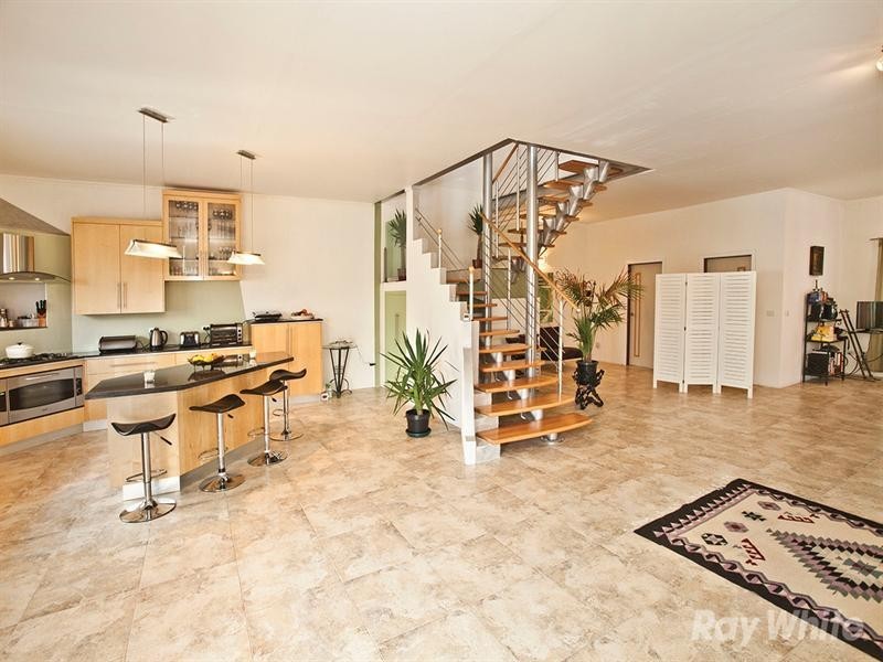 41 Montbrae Circuit, Narre Warren North VIC 3804