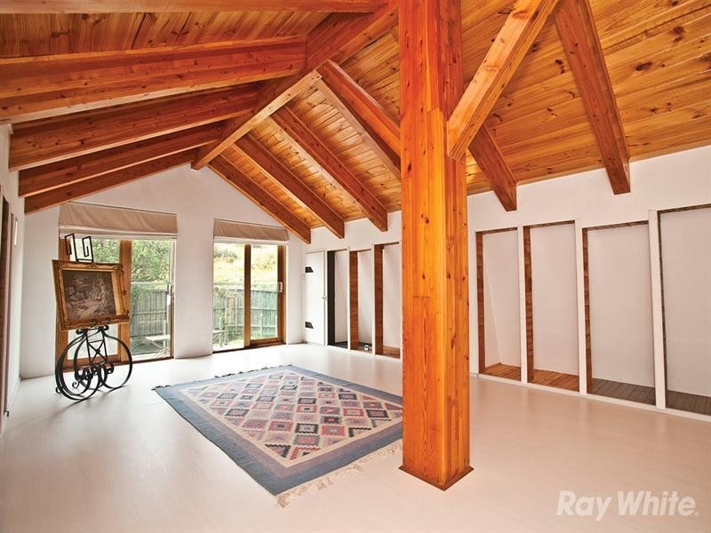 41 Montbrae Circuit, Narre Warren North VIC 3804