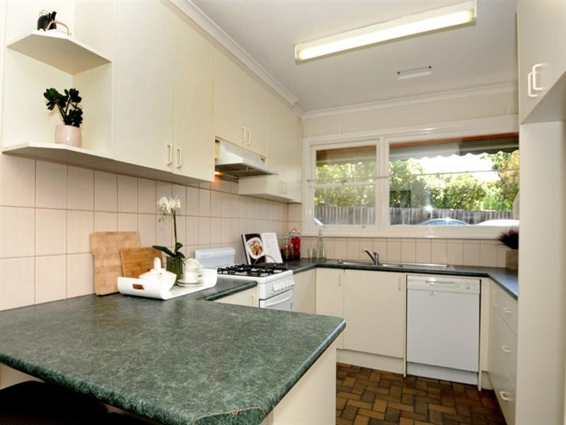 14 Barbara Avenue, Glen Waverley VIC 3150