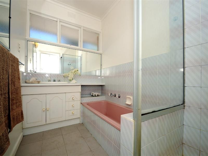 14 Barbara Avenue, Glen Waverley VIC 3150