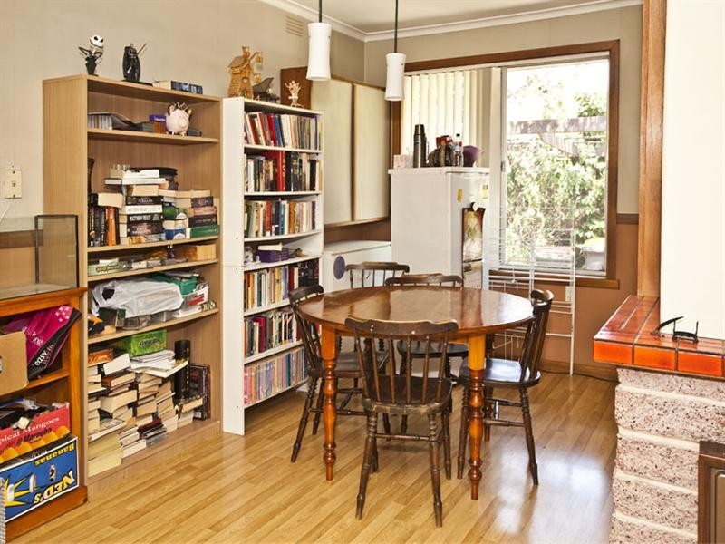 1 Arianne Road, Glen Waverley VIC 3150