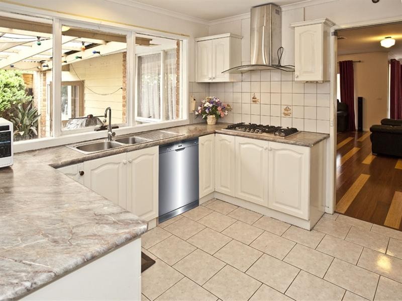 8A Pach Road, Wantirna South VIC 3152