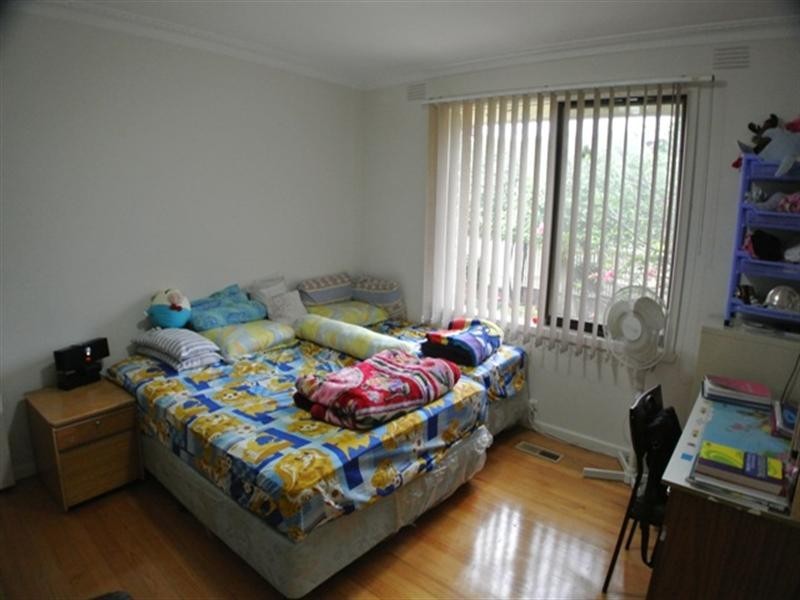 1/10 Rob Roy Street, Glen Waverley VIC 3150