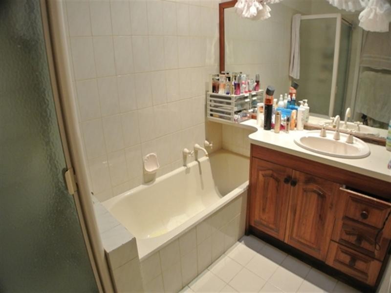 1/10 Rob Roy Street, Glen Waverley VIC 3150