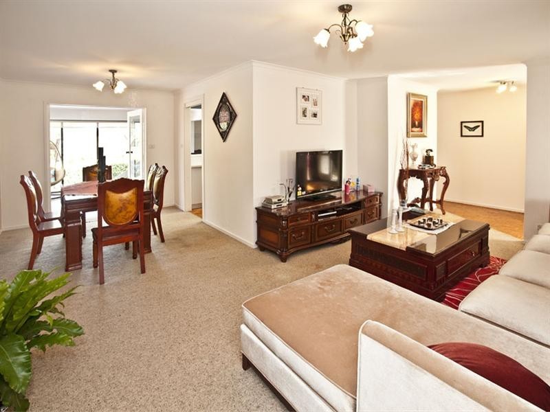 4 Weron Court, Vermont South VIC 3133