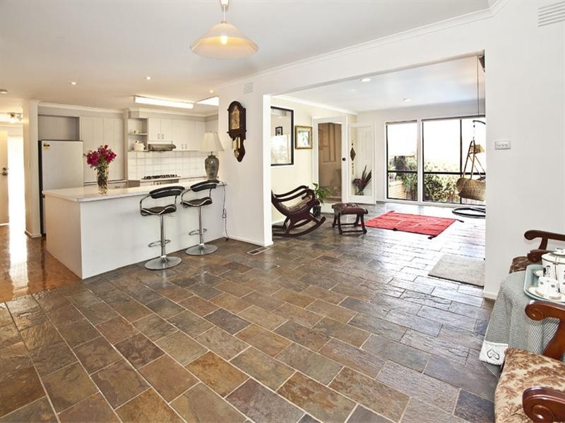 4 Weron Court, Vermont South VIC 3133