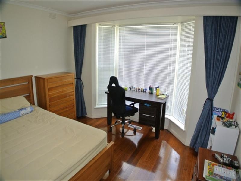 15/673 High Street Road, Glen Waverley VIC 3150