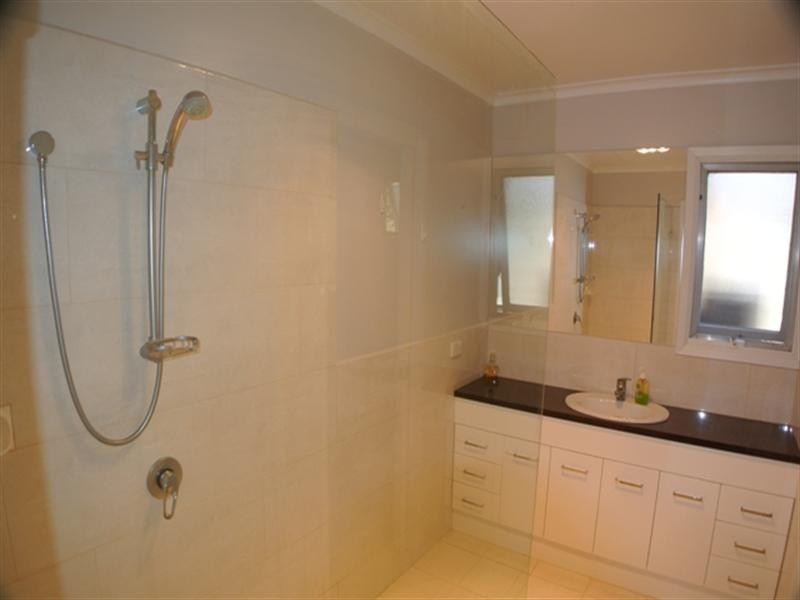 15/673 High Street Road, Glen Waverley VIC 3150