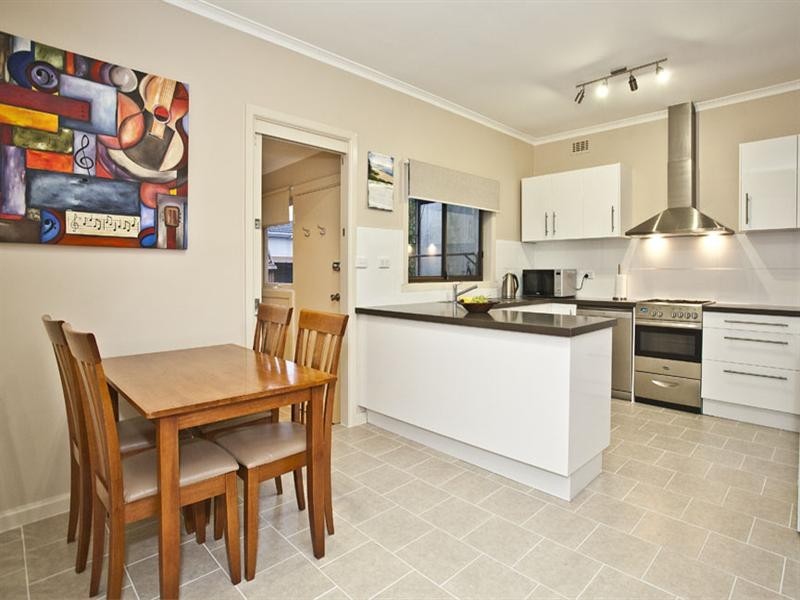 25 Wilma Avenue, Mulgrave VIC 3170