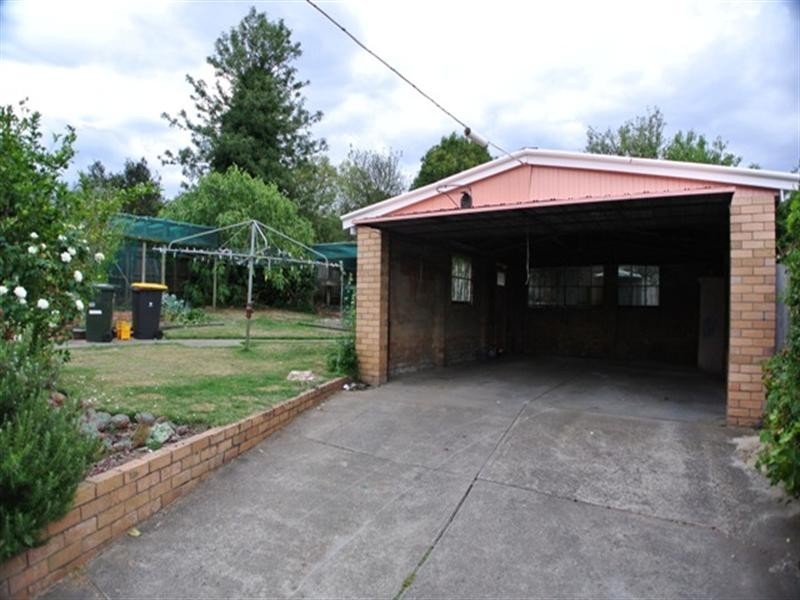 9 Garrisson Drive, Glen Waverley VIC 3150